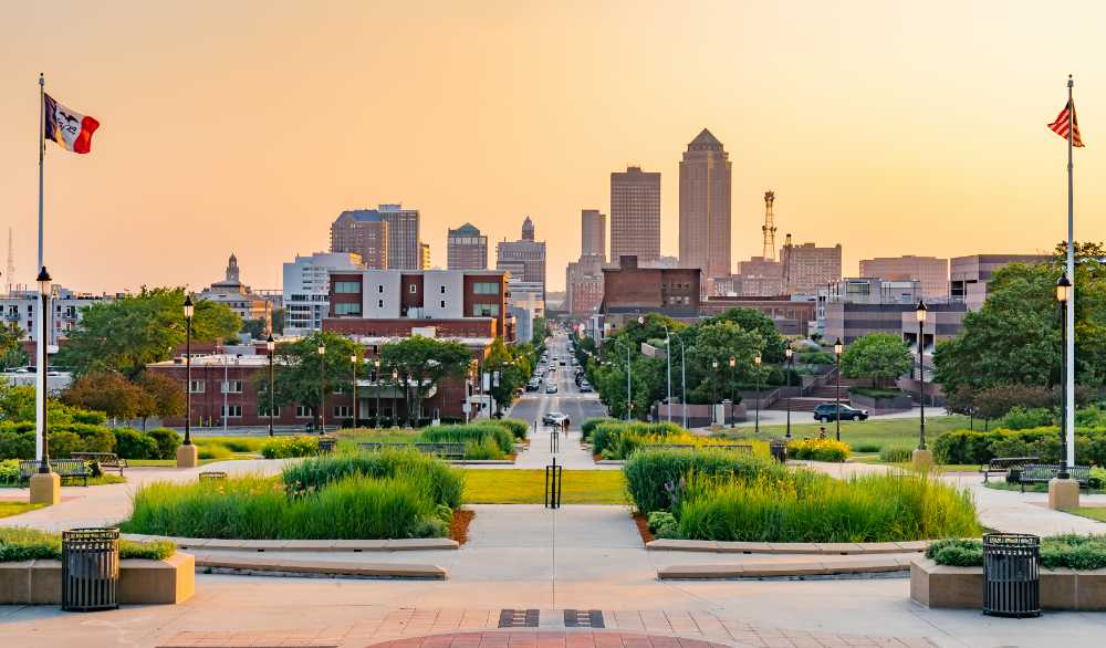 des moines iowa skyline