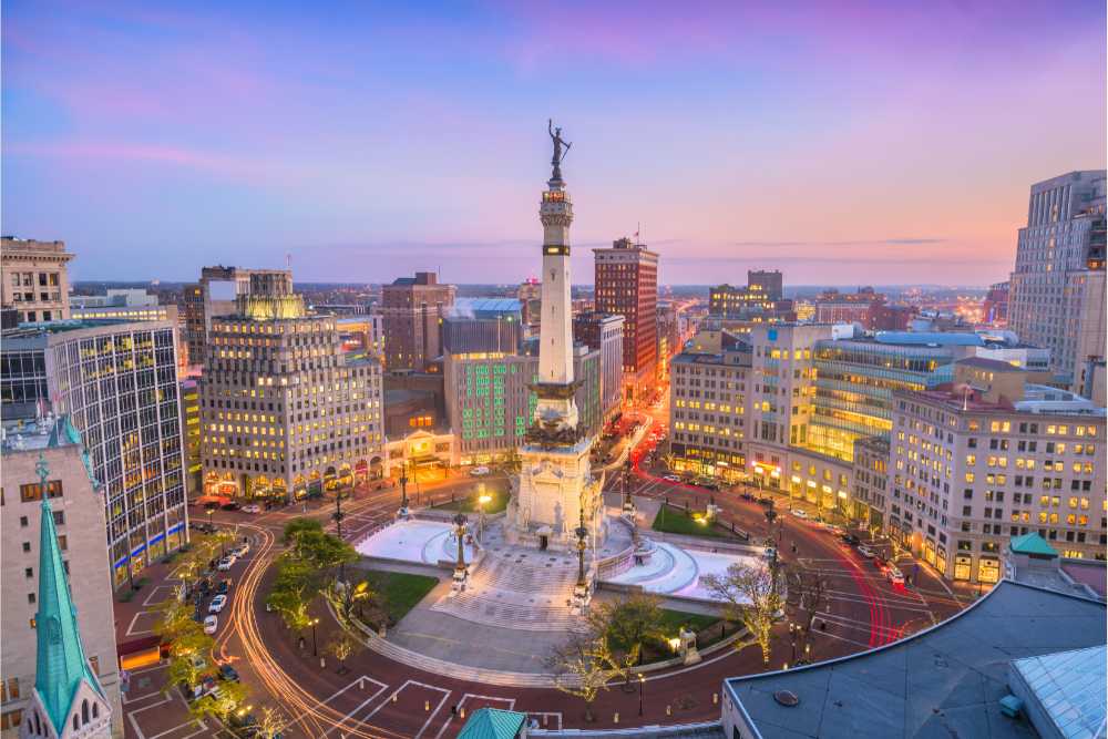 indianapolis indiana skyline dusk