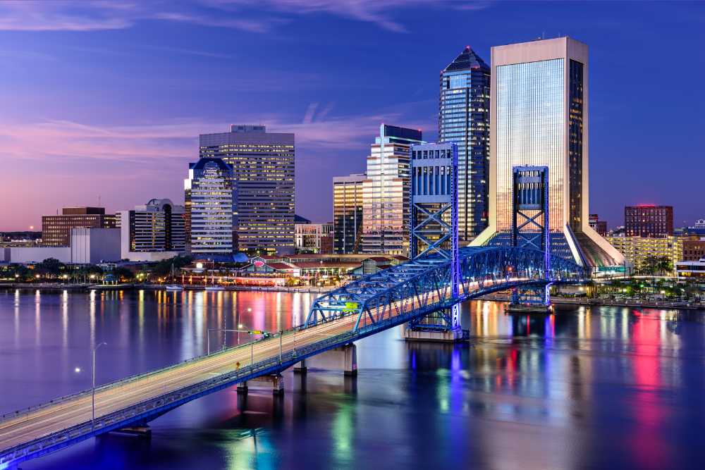 jacksonville florida skyline at dusk